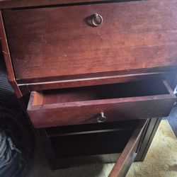 Stand Up Jewelry Box