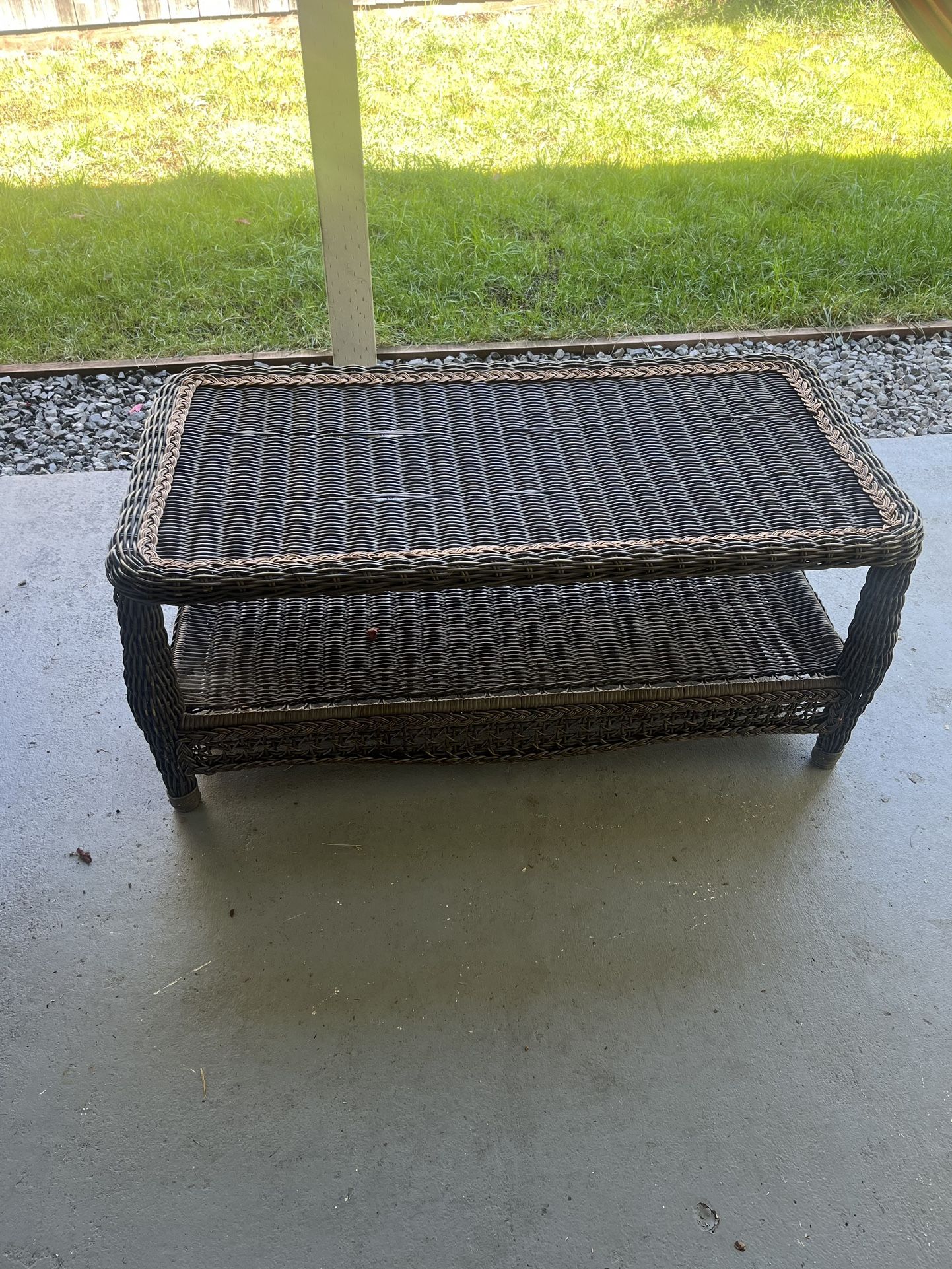 Used Wicker Patio Table