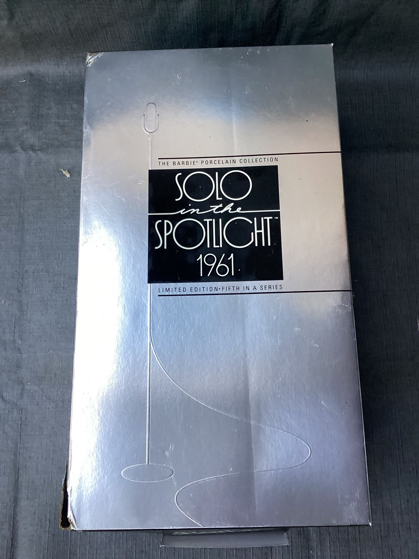 1989 Solo In The Spotlight 1961 Barbie Doll Porcelain Collection Mattel 7613 NEW