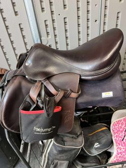 Voltaire Stuttgart Jump Saddle