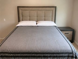 QUEEN SIZED BED FOR SALE