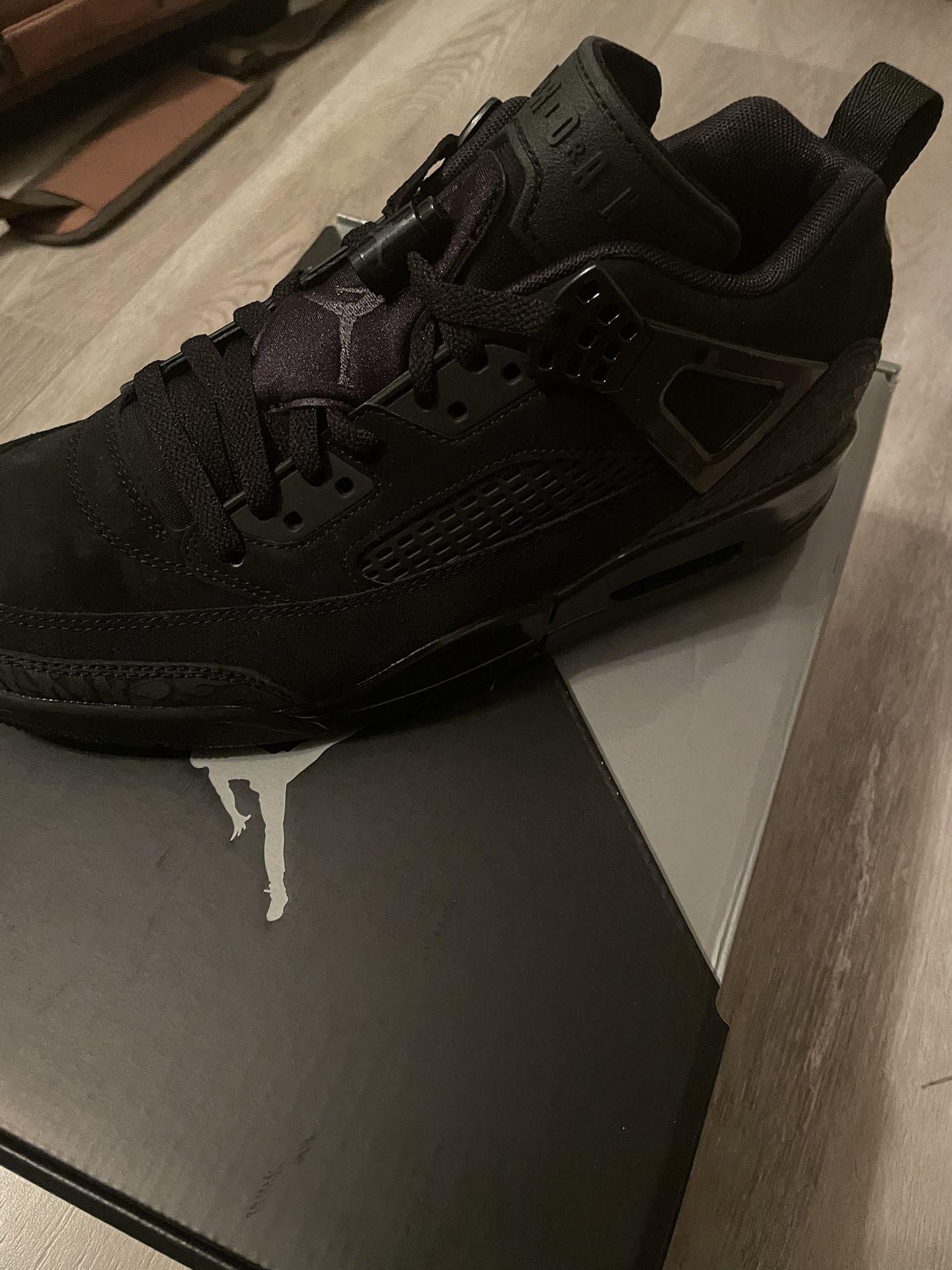 black jordan spizike size 9 /new/real