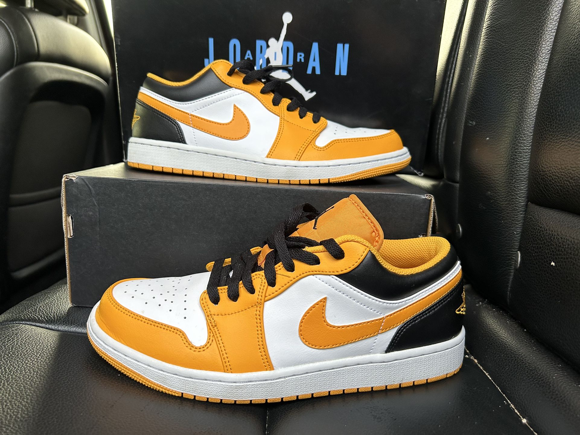 Jordan 1 Low Taxi