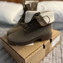 Sherpa Lined Timberland Boots