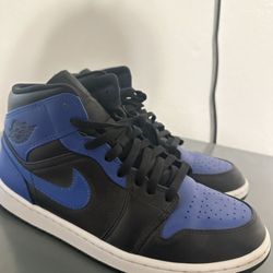 Jordan 1 Mids Hyper Royal 