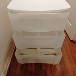 Sterilite 3 Drawer Plastic Storage Bin. 