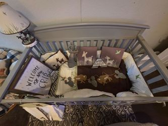 Complete Nursery Set like NEW!!