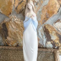 Vintage LLadro - NAO Floral Beauty #1344 - Retired - Made in Spain