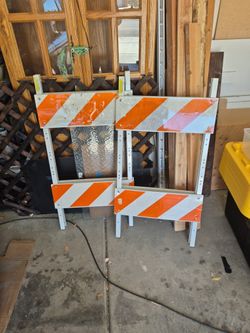 2. Metal Barricade Few Holes