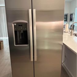 Brand NEW Stainless Steel Side By Side Refrigerator 