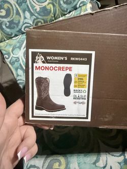 Steal toe boots women