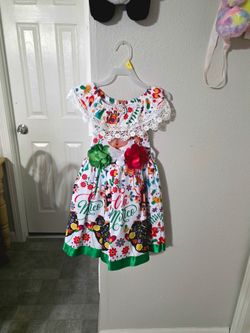 Dress size M 7/8