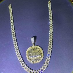 Gold Diamond Chain With Last Supper Pendant