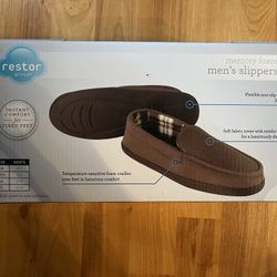 NEW Men’s Slippers
