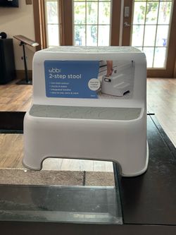 Toddler step stool