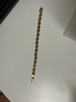 Gold bracelet