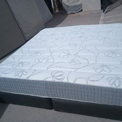 King Mattress And Box Spring 