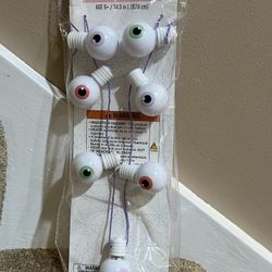 Halloween light up Necklace Eyeballs 35” long New costume accessories