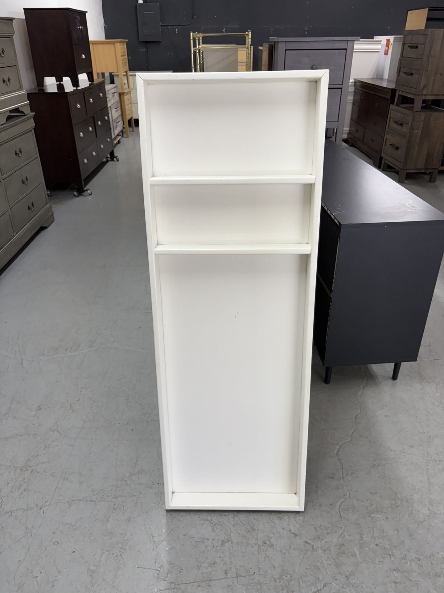 White Pottery Barn Kendall Changing Table Topper
