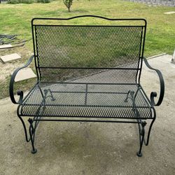 Grote Iron Glider Bench Garden Chair