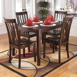 Hyland Reddish Brown Dining Table and Chairs (Set of 5) 