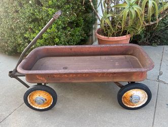 Vintage Radio Flyer Wagon / Yard Art
