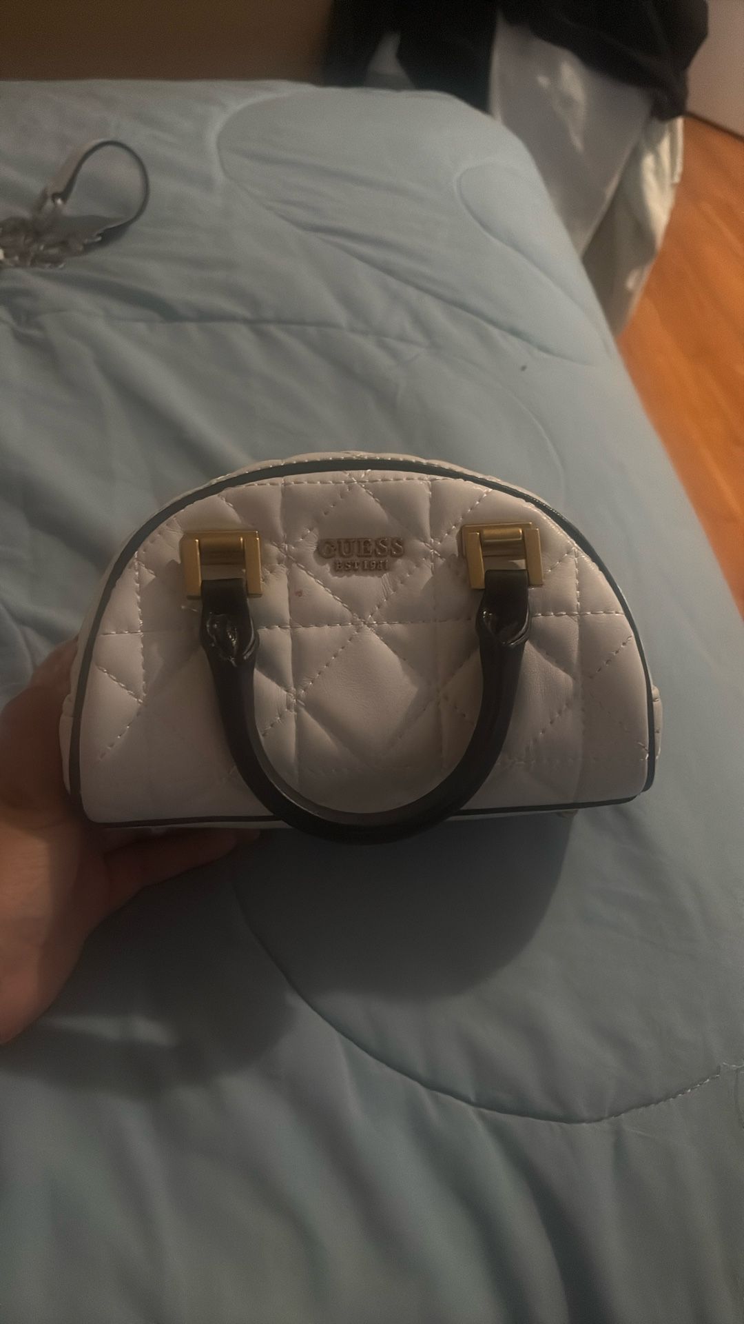 Guess Black And White Crossbody/hand Bag