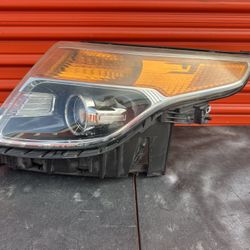 2011-2015 Ford Explorer Headlight Left Driver Side Oem
