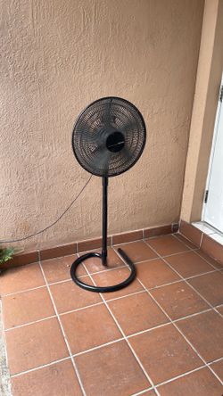 Holmes Fan $20