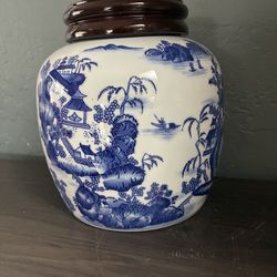 Vintage “BOMBAY” Vase/ Jar/ Container w/ Lid. Approx. 8x7. Beautiful Detail.