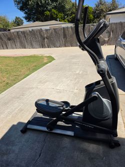 Free elliptical