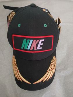 Nike Black Baseball Cap with Wing Embroidery