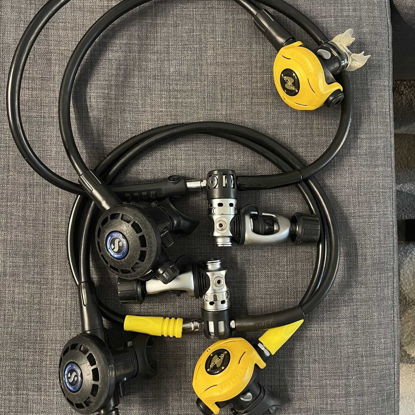 Scubapro Mk20 1st Stage & G250 Graphite 2nd Stage for Sale in 