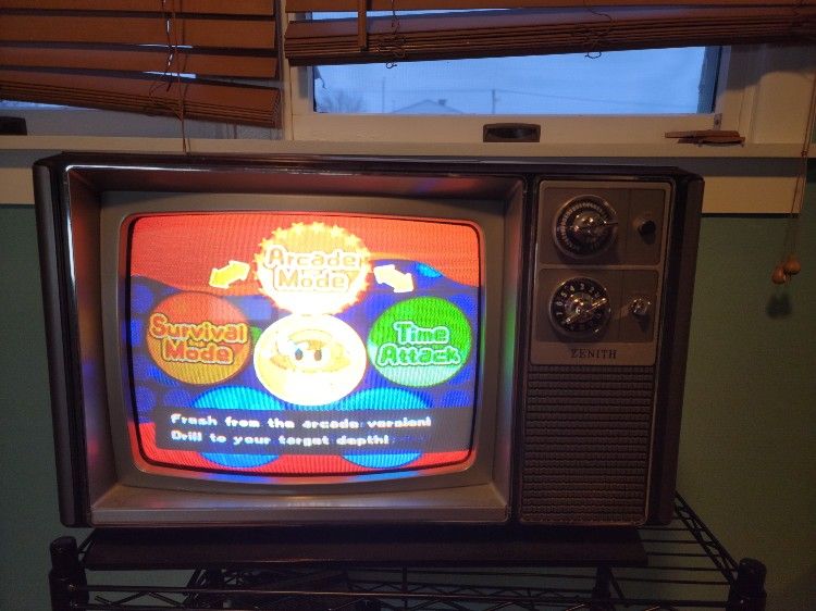 Zenith 13' CRT Tv