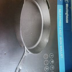BRAND NEW cast Iron Skillet