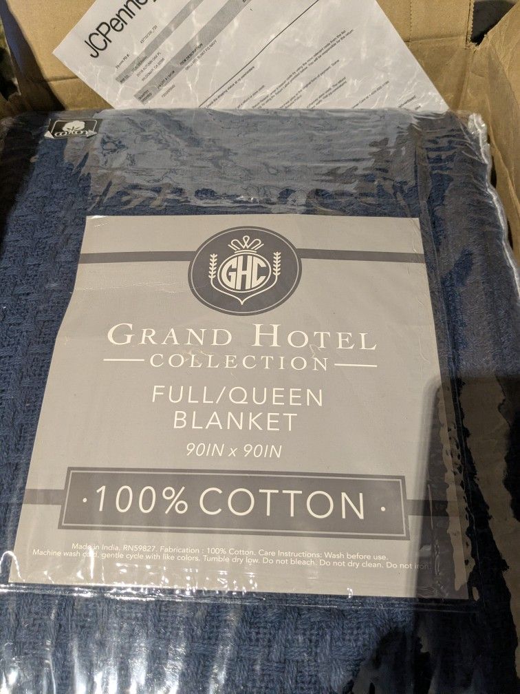 New Full/Queen Size Blanket