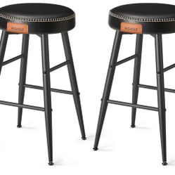 Stools, Set of 2 bar stools NEW!