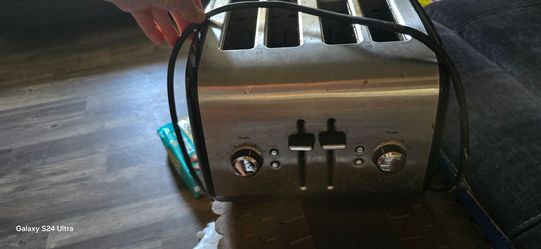 Toaster