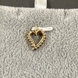 Diamond Heart Pendant 14K Yellow Gold 1.0 Grams
