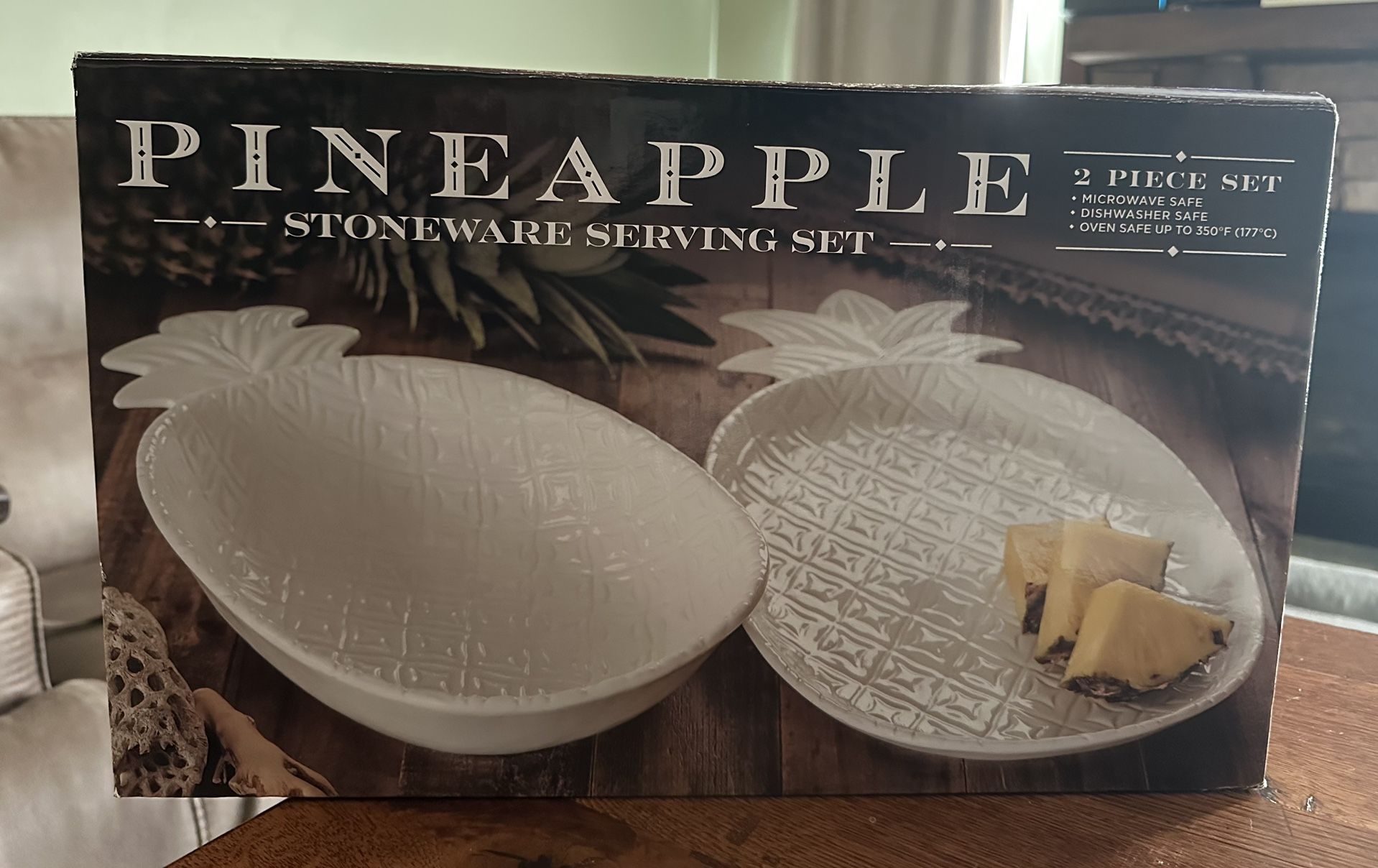 Stoneware 2pc Serving Set White Embossed Pineapple Bowl & Platter