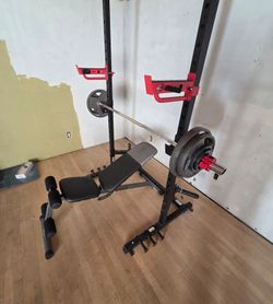 Complete home gym weightlifting  150 lb + barbell