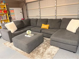 Sectional couches