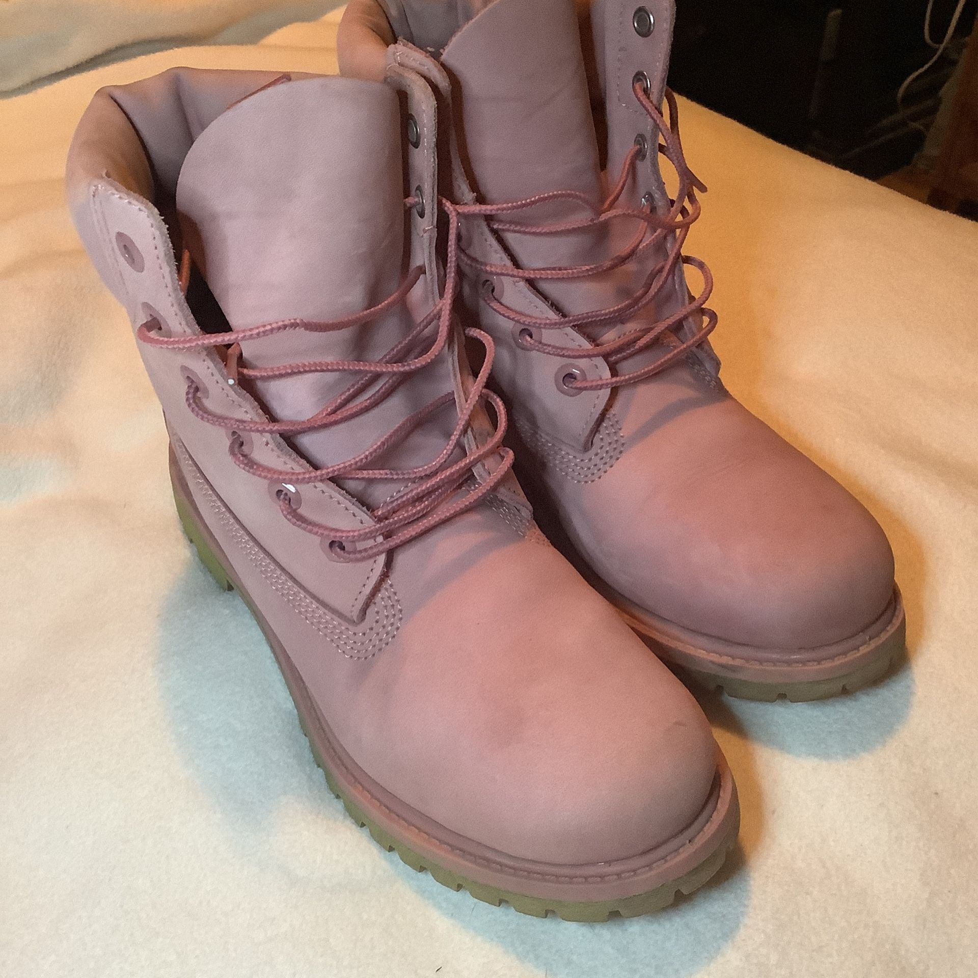Timberland Size 10M Pink