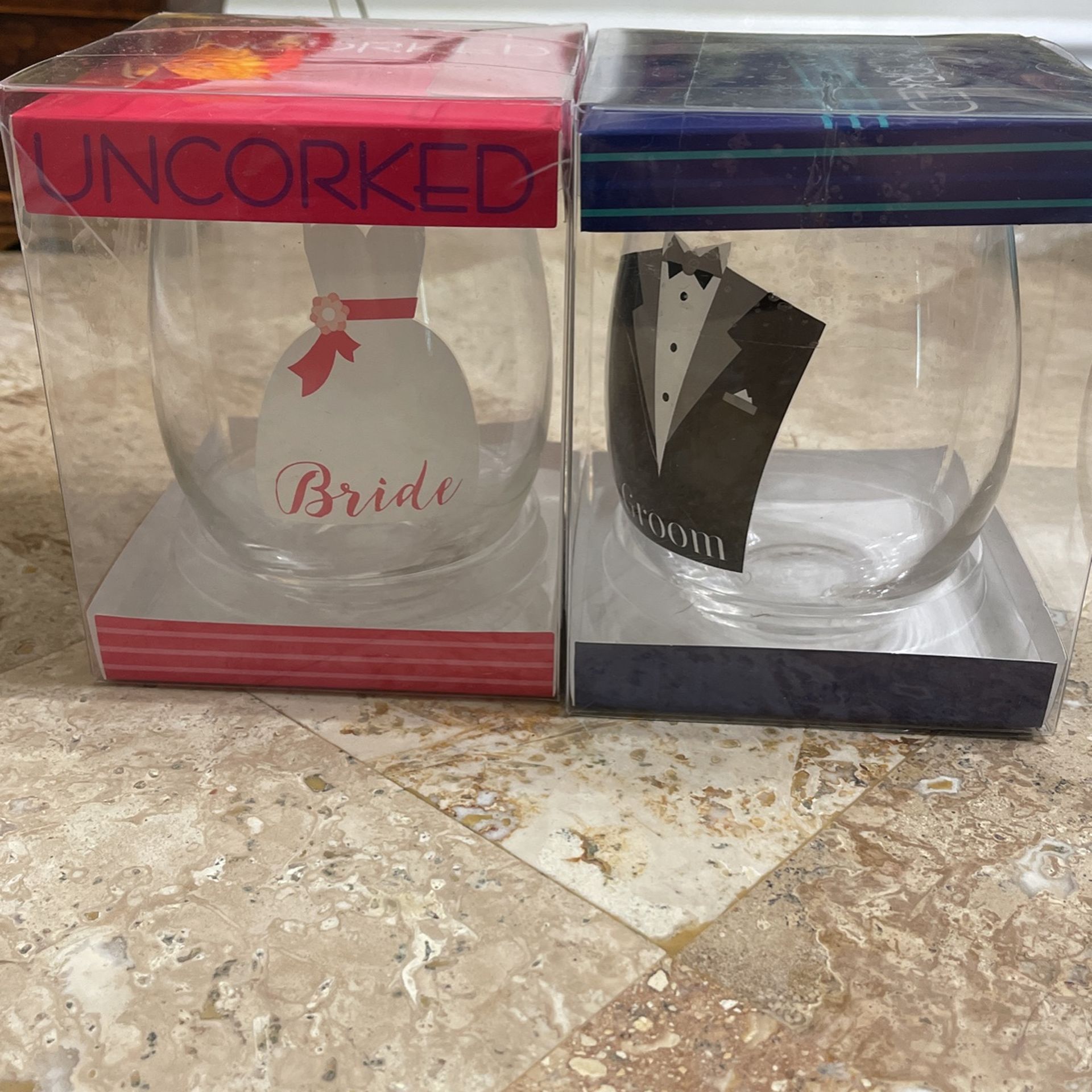 Bride & Groom Glasses