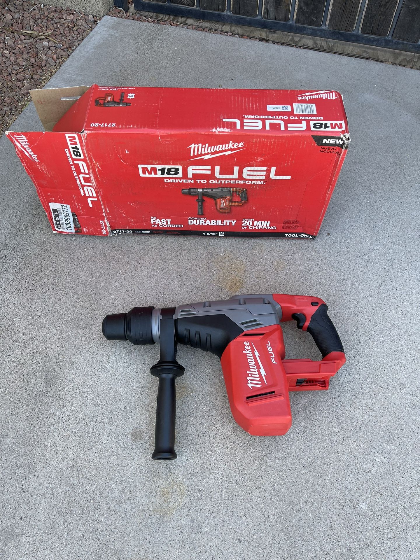 Milwaukee M18 FUEL 18V Lithium-Ion Brushless Cordless 1-9/16 in. SDS-Max Rotary Hammer (Tool-Only)
