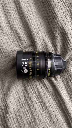 DZOFilm Vespid 75mm PL Mount T2.1
