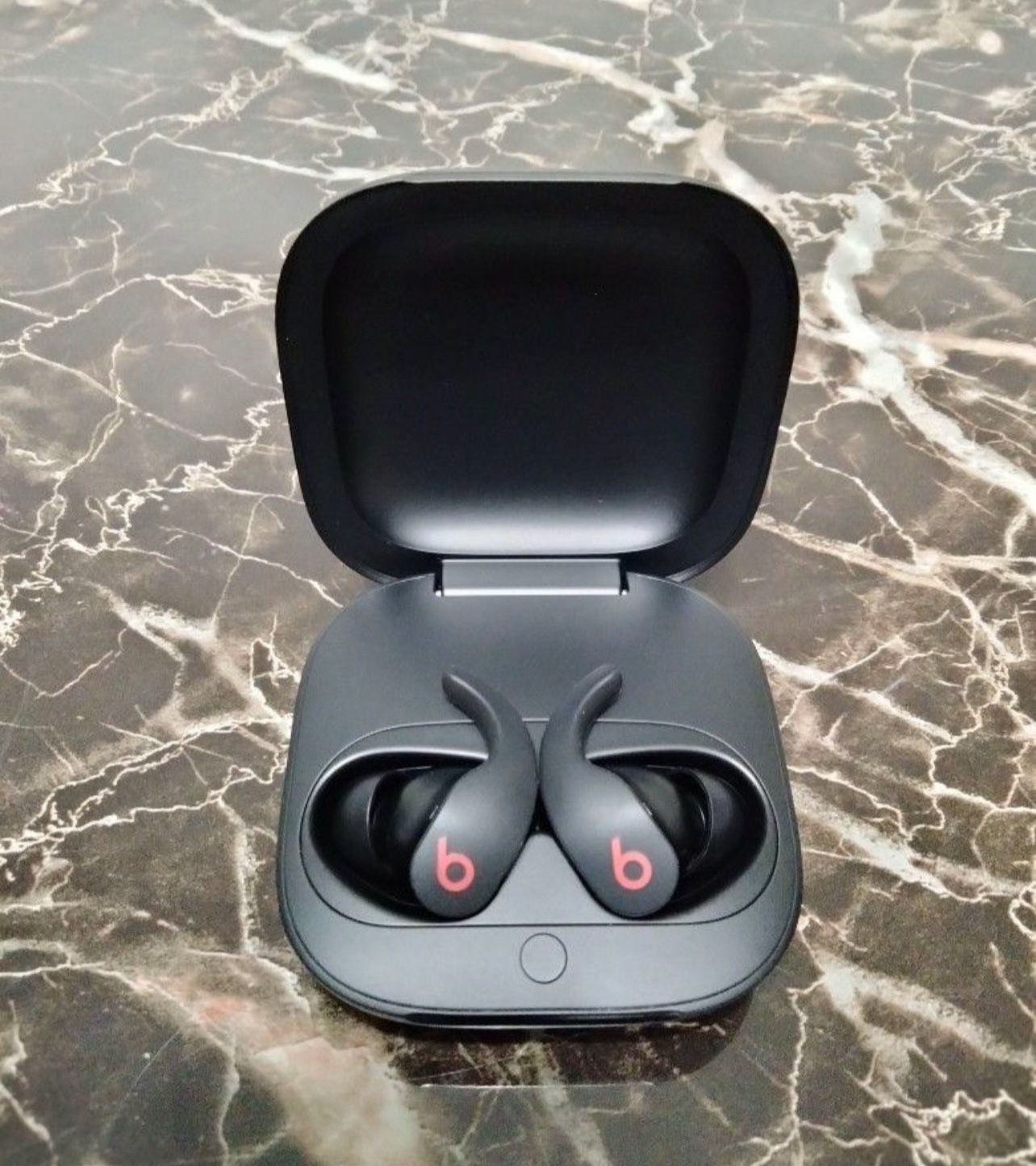 Beats Fit pro (SERIOUS BUYERS ONLY)