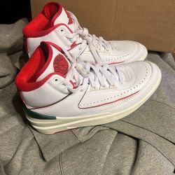 AIR JORDAN 2s 