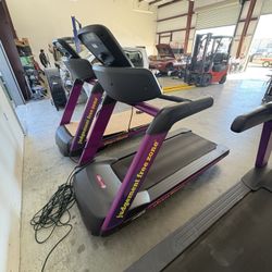 Sale: Precor P30 Treadmill – Excellent Condition