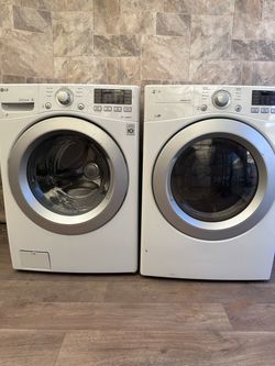 LG washer and dryer laundry